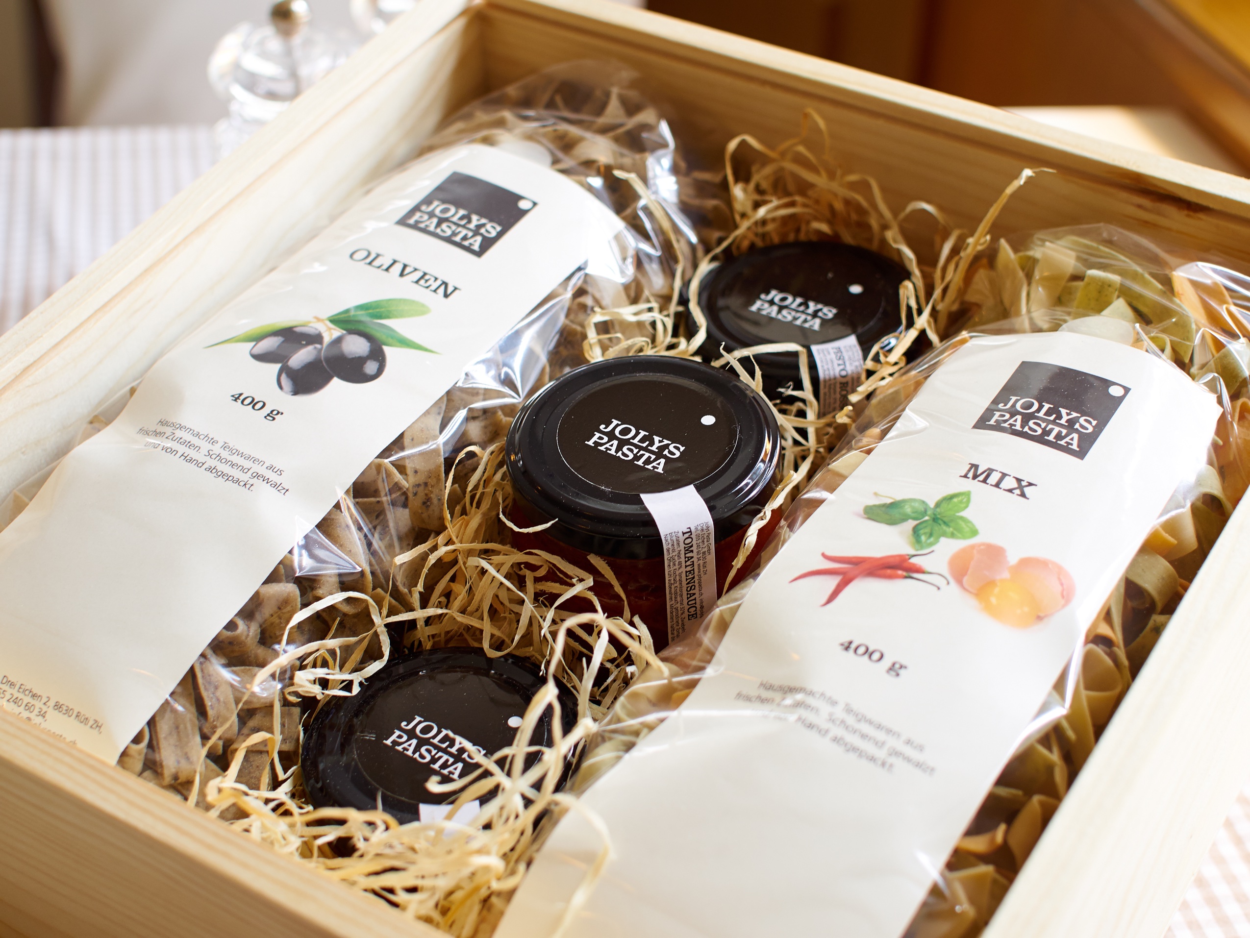 Jolys Pasta Packaging Design